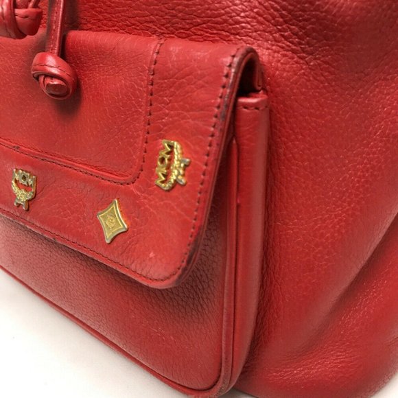 MCM Logo Plate logo studs Backpack-Bag Red Leather display picture 3
